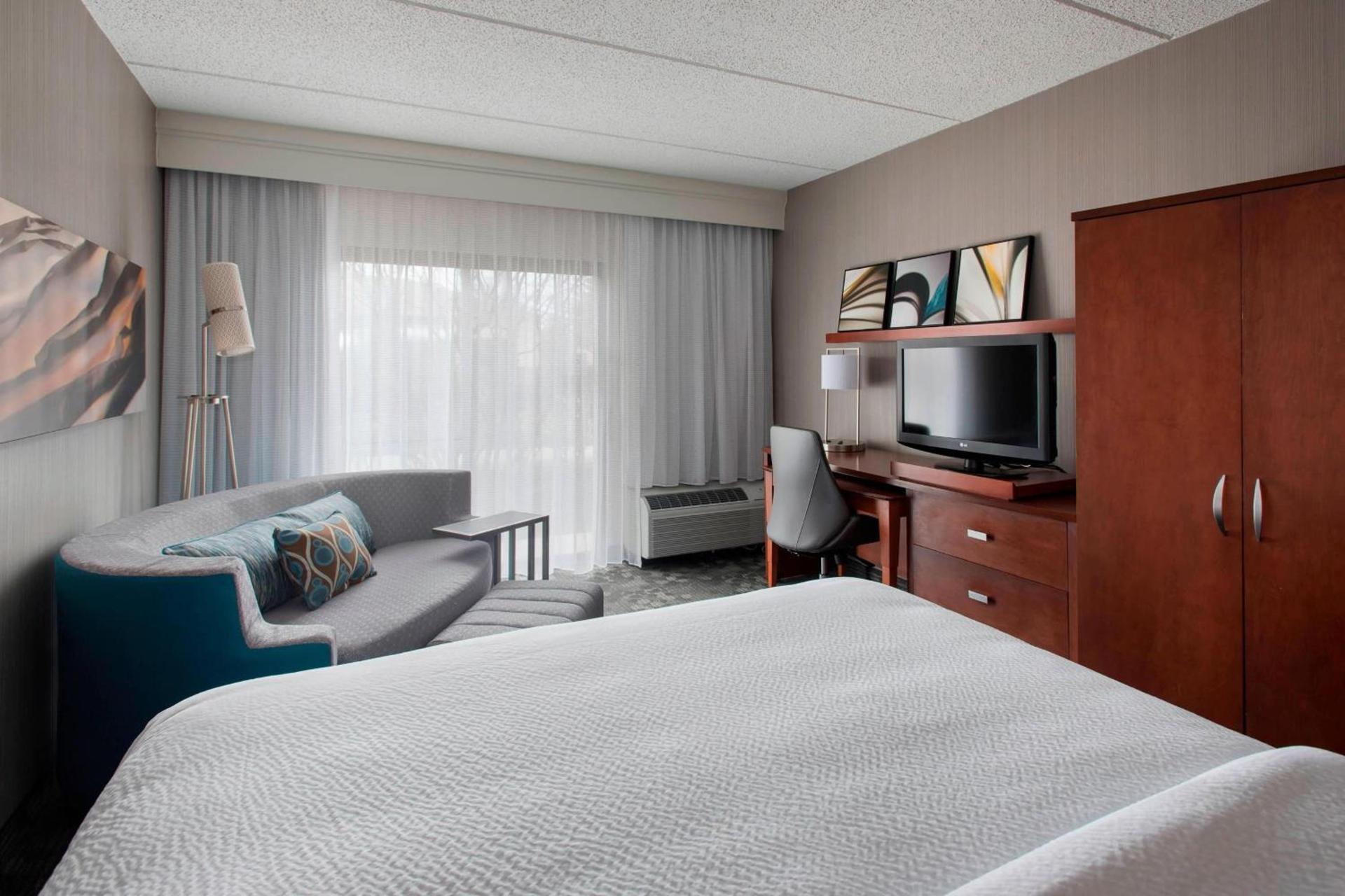 Courtyard by Marriott Fishkill photo 5