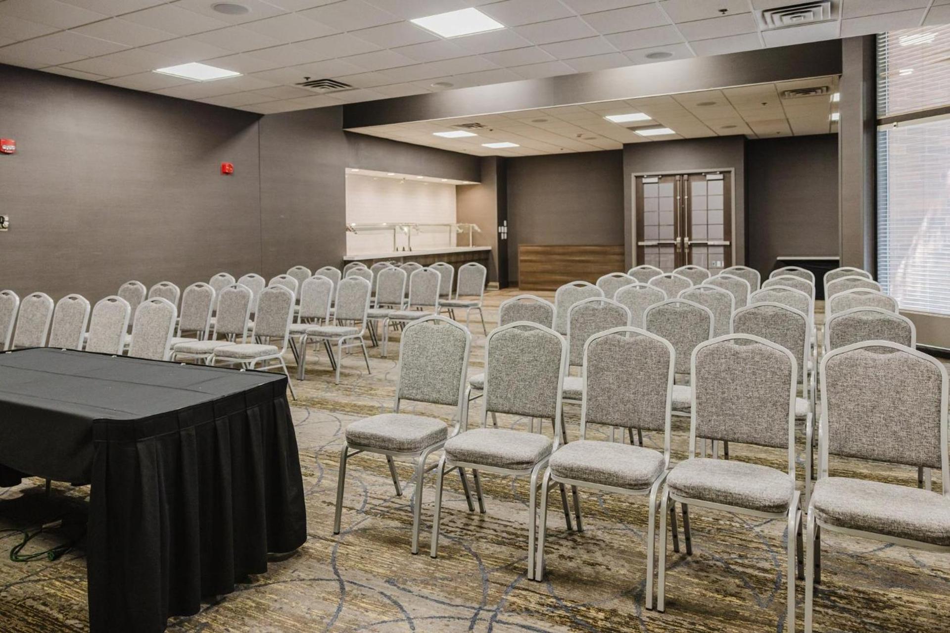 Crowne Plaza Suites MSP Airport - Mall of America by IHG photo 96