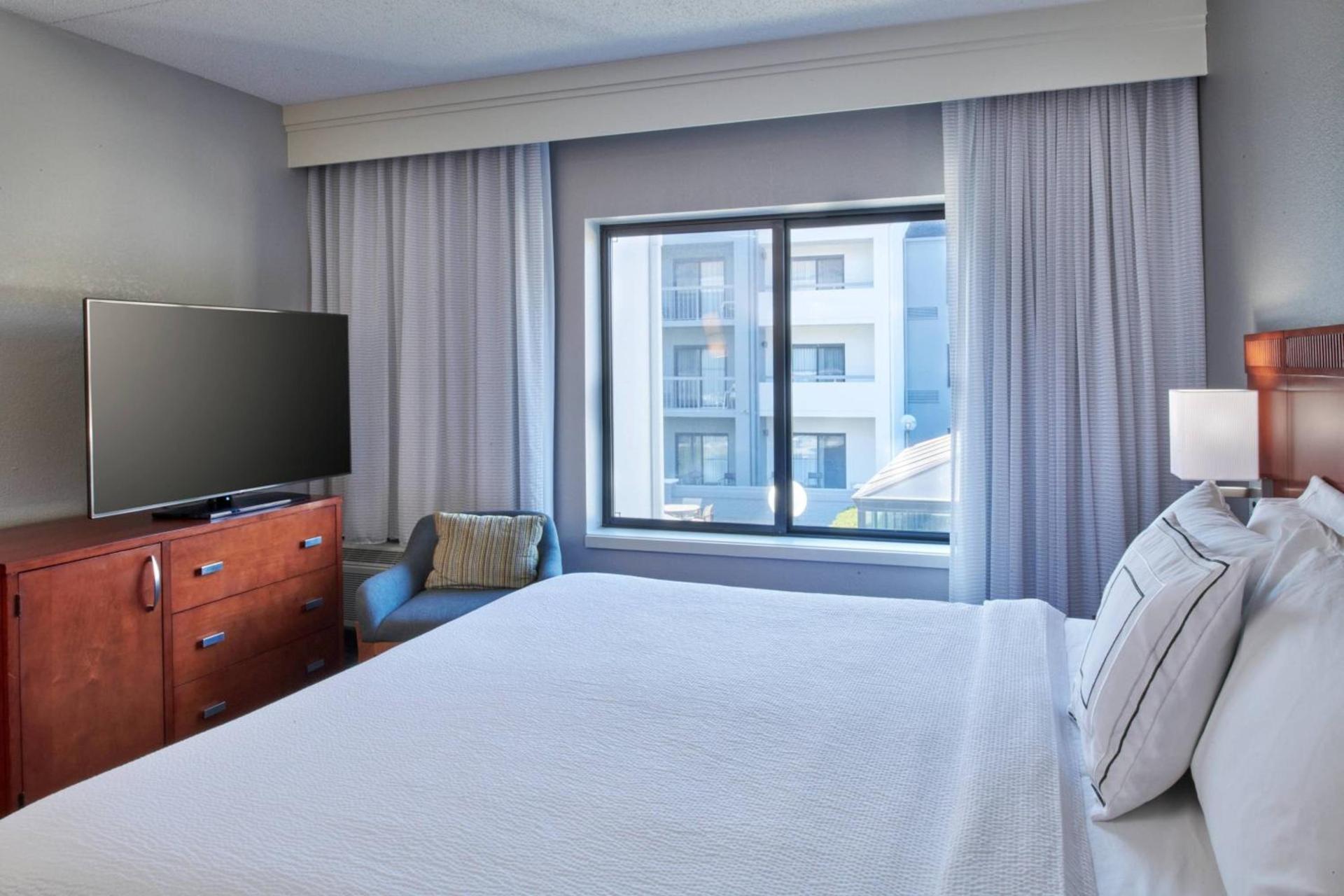 Courtyard by Marriott Indianapolis Castleton photo 12
