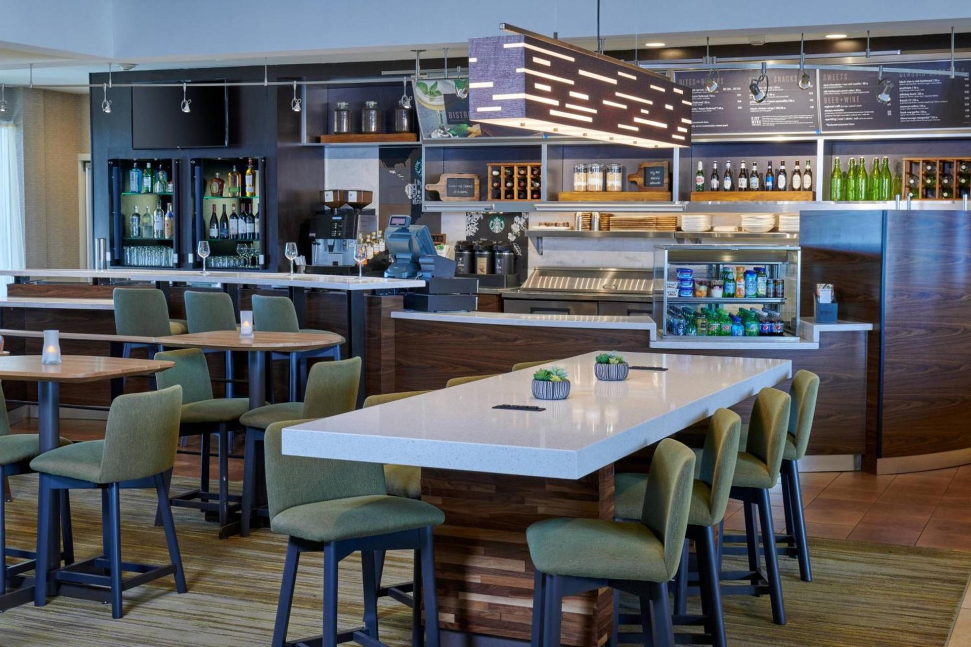 Courtyard by Marriott Indianapolis Castleton photo 18