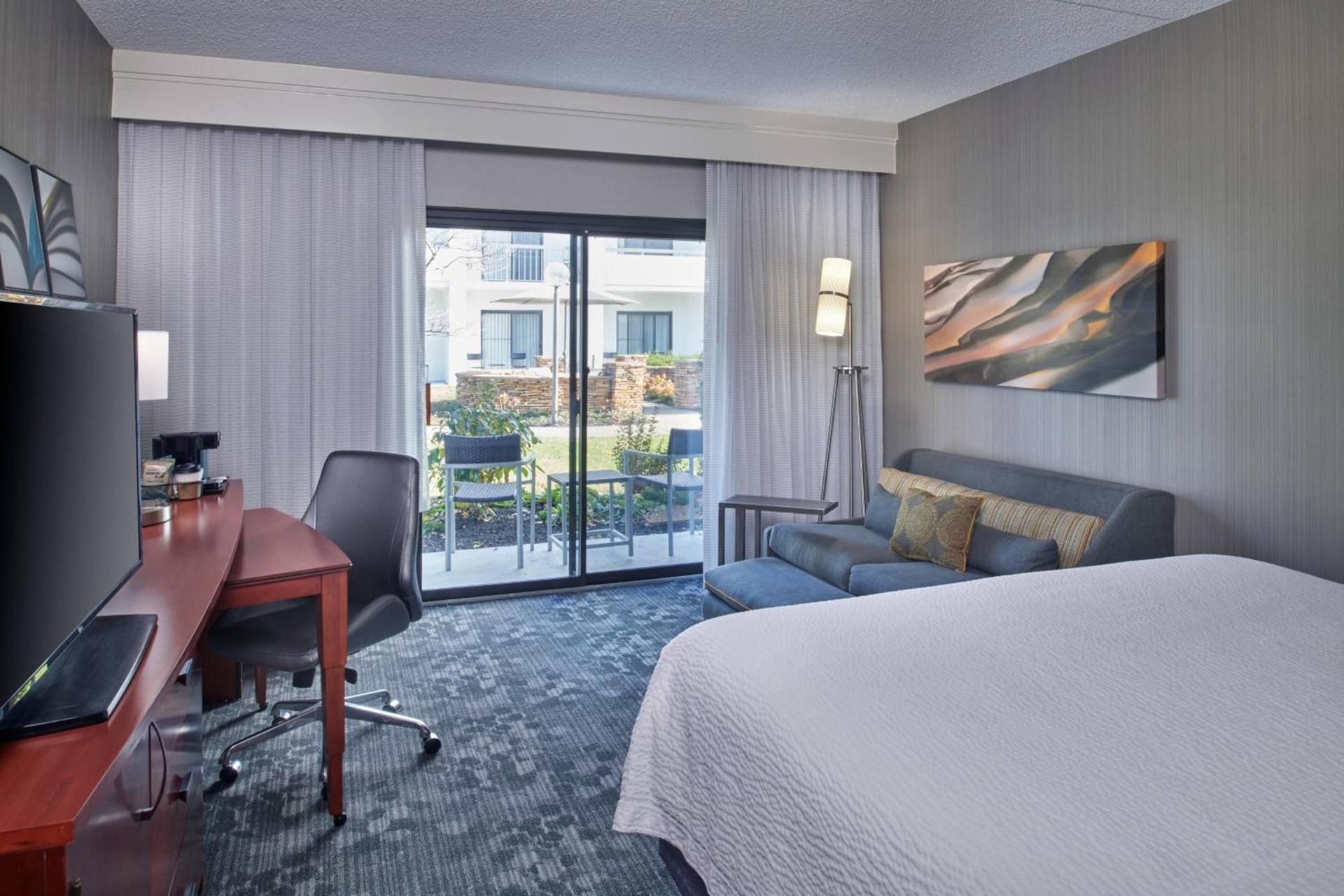 Courtyard by Marriott Indianapolis Castleton photo 8