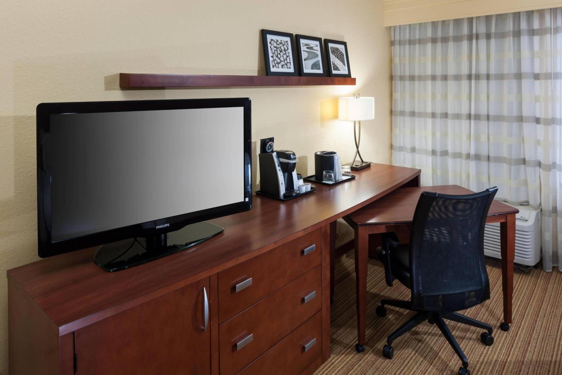 Courtyard by Marriott Jackson Ridgeland photo 6