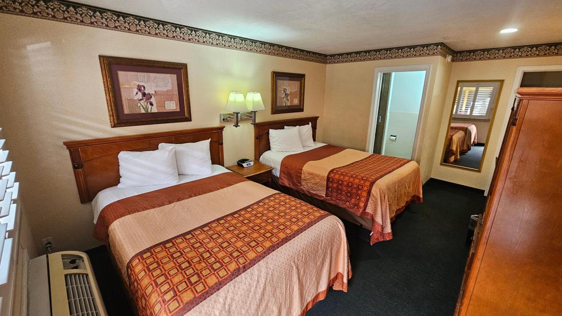 Geary Parkway Motel photo 4