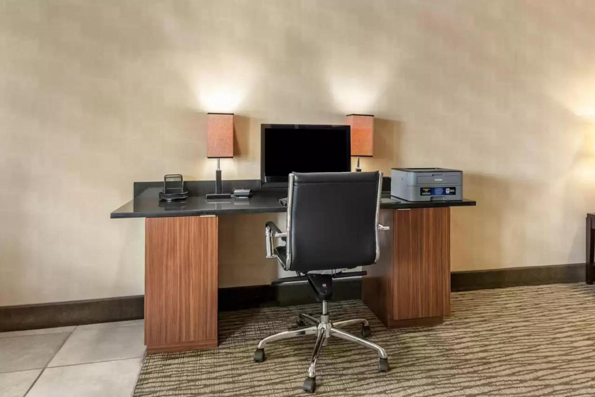 Comfort Inn Augusta photo 27