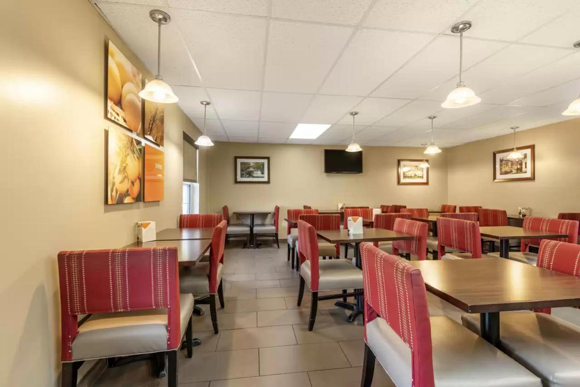 Comfort Inn Augusta photo 31