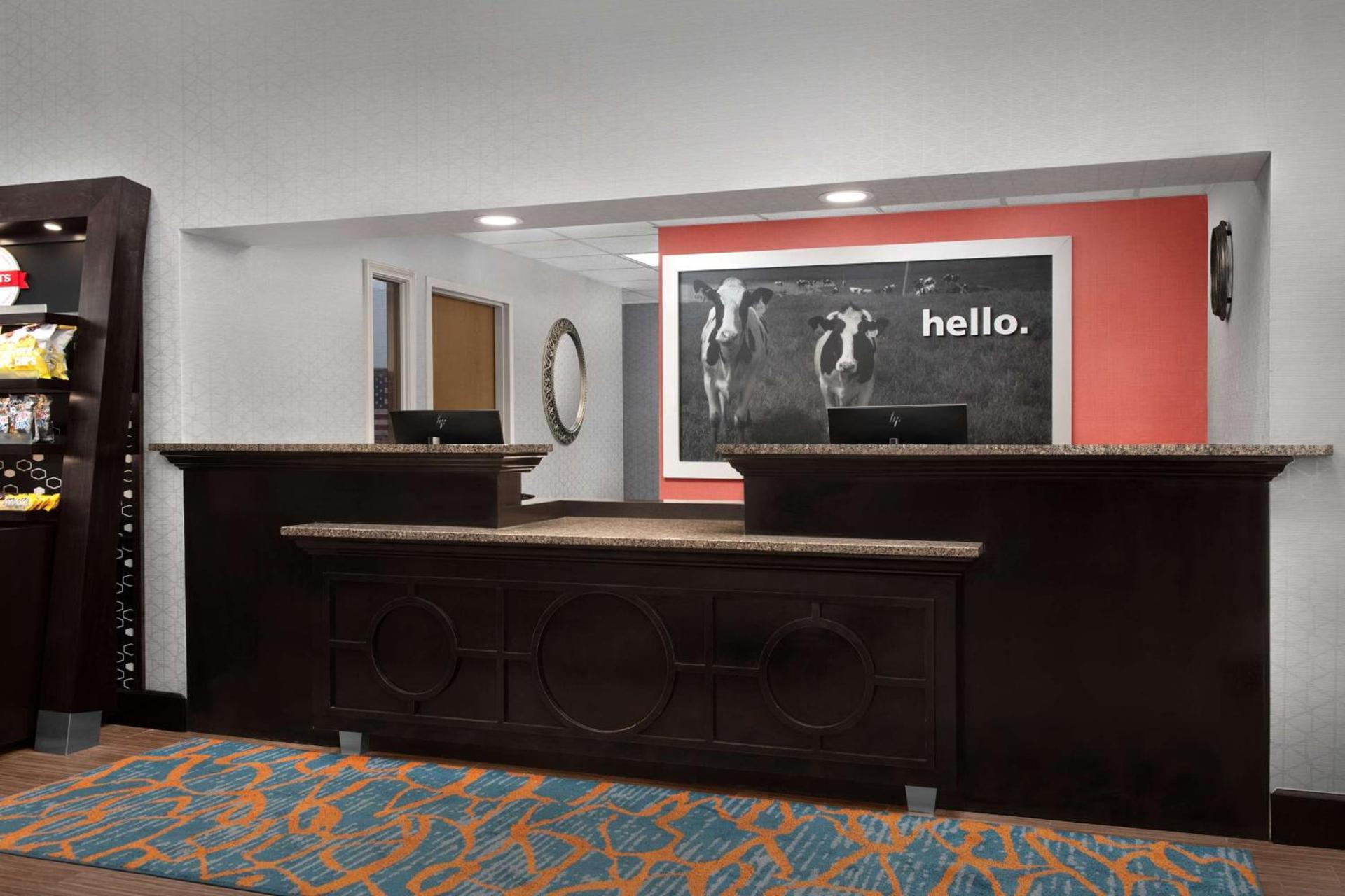 Hampton Inn Russellville photo 11