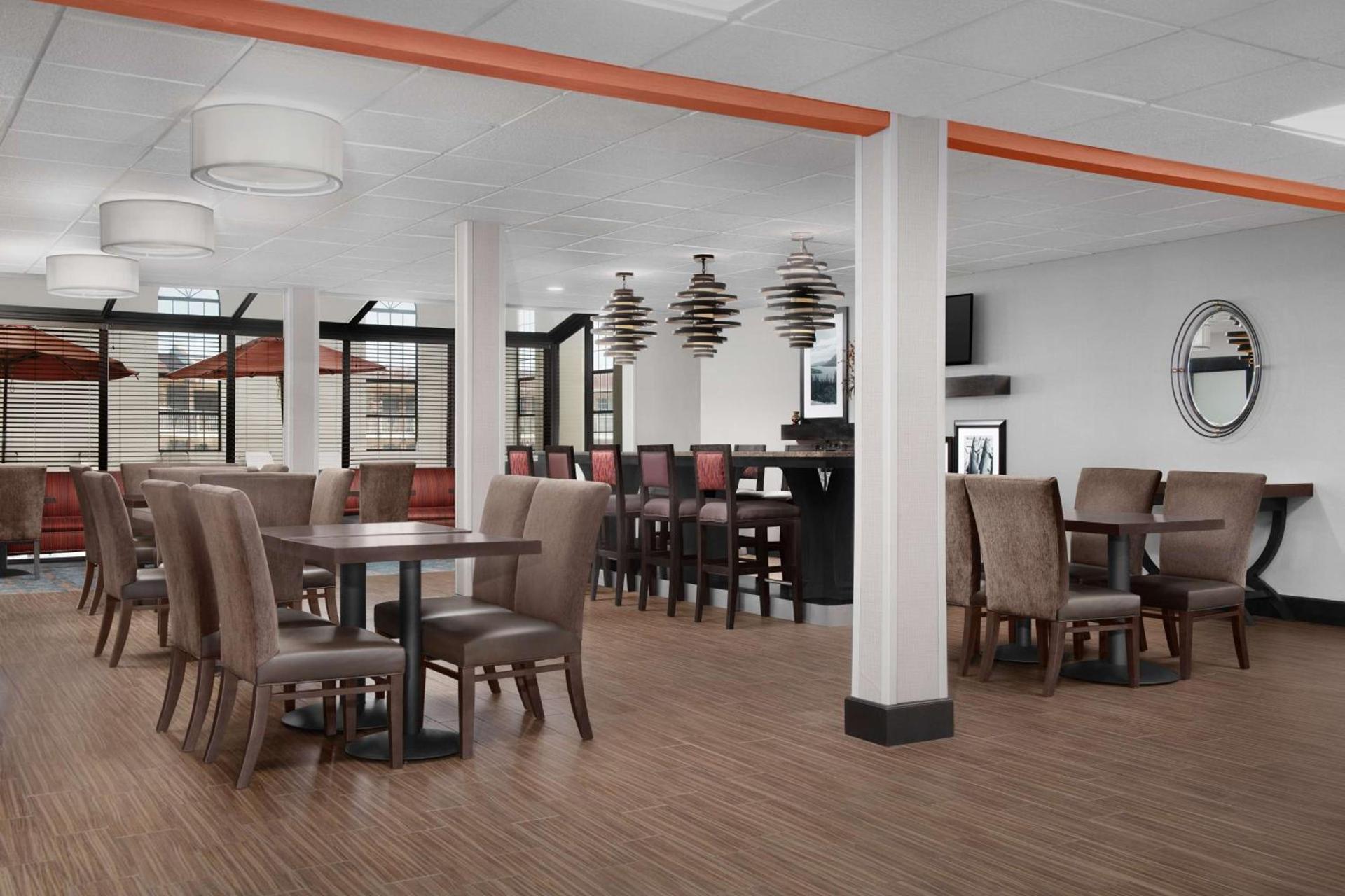 Hampton Inn Russellville photo 22