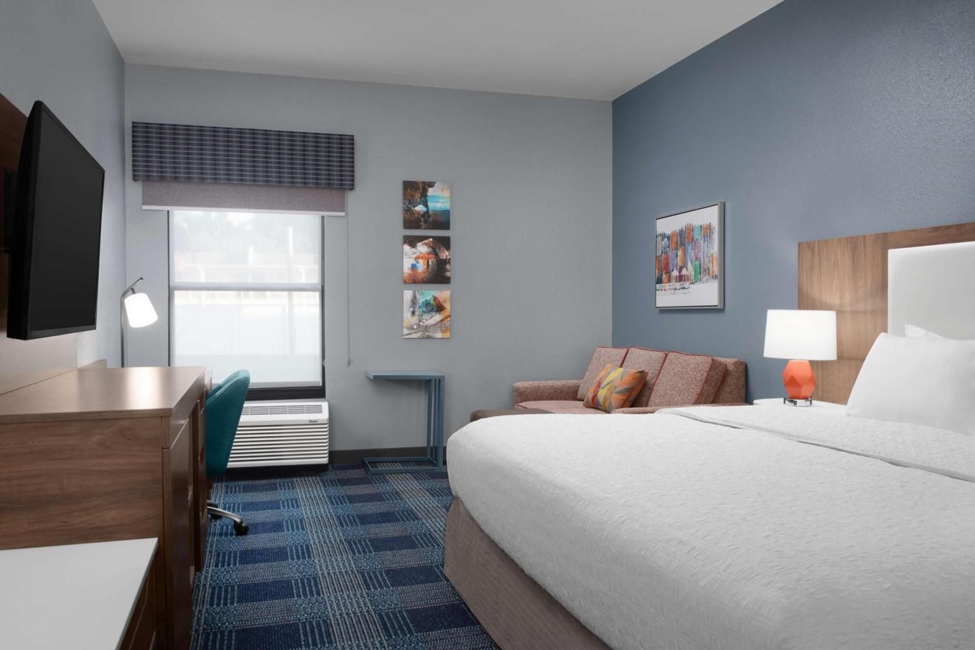 Hampton Inn Russellville photo 40