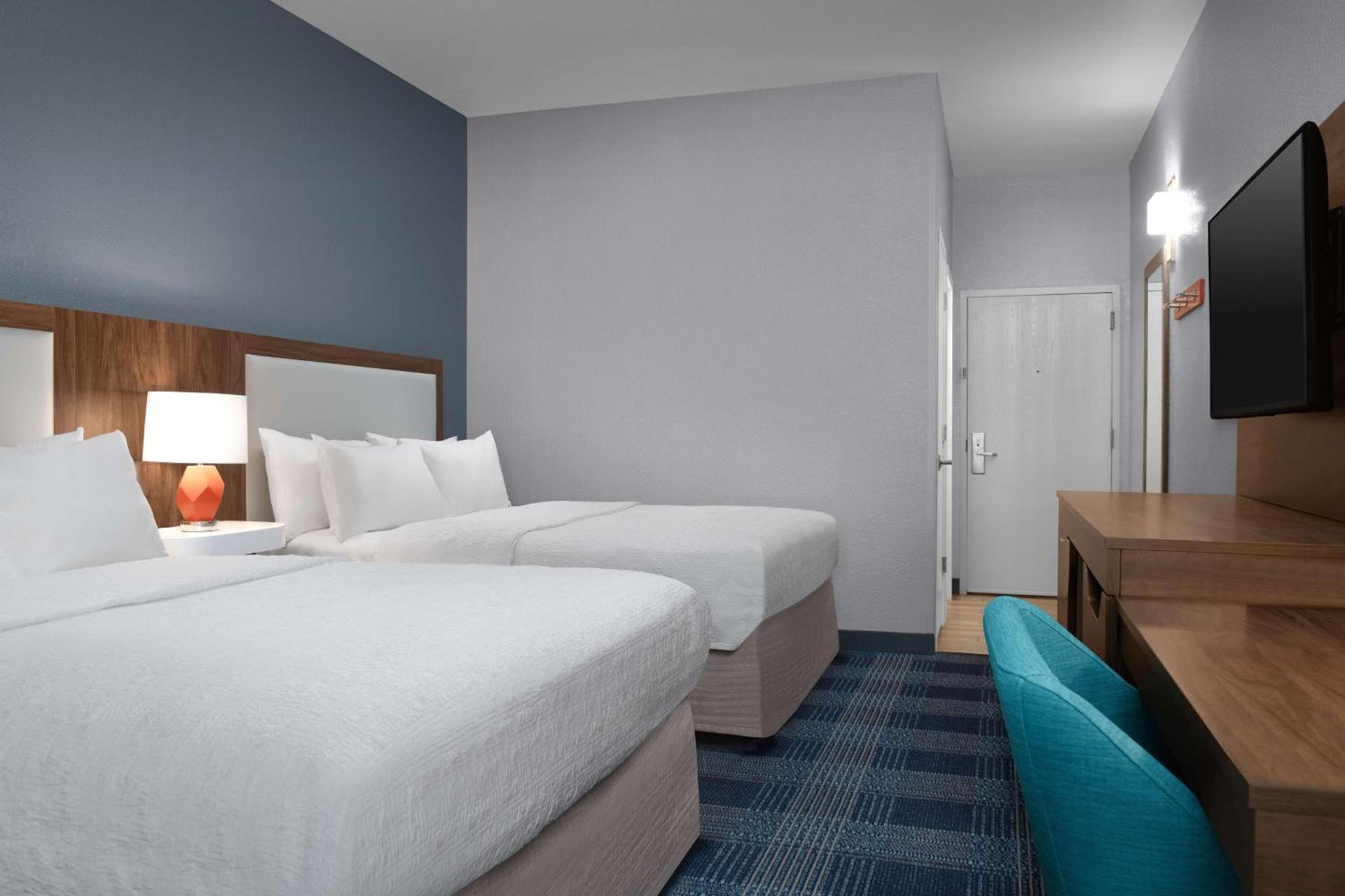Hampton Inn Russellville photo 43