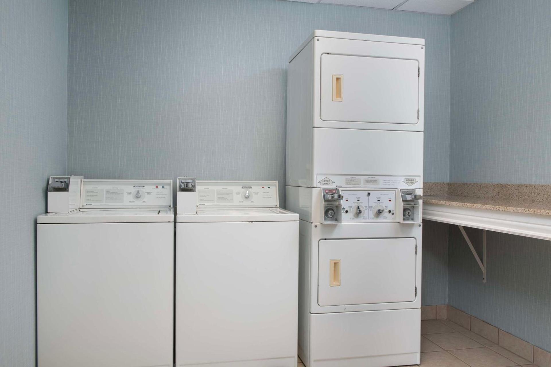 Hampton Inn Russellville photo 61