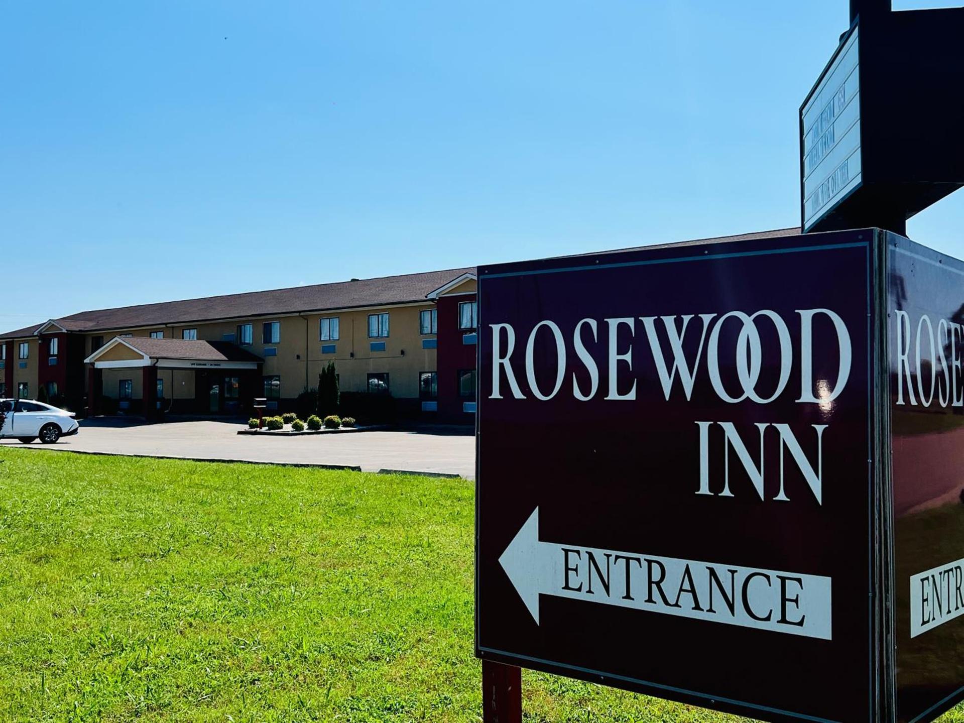 Rosewood Inn By OYO Union City I-69 — hotel in Union City