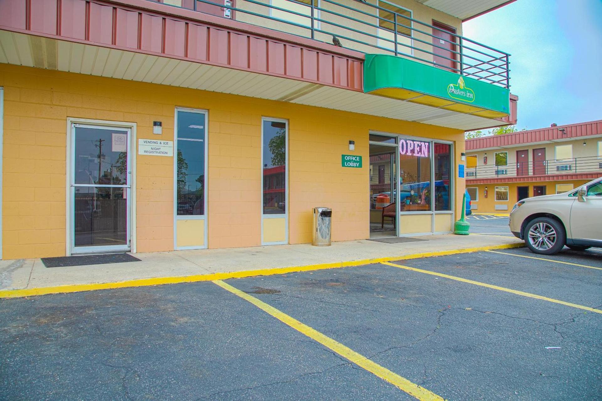 Masters Inn Augusta at Washington Road photo 7
