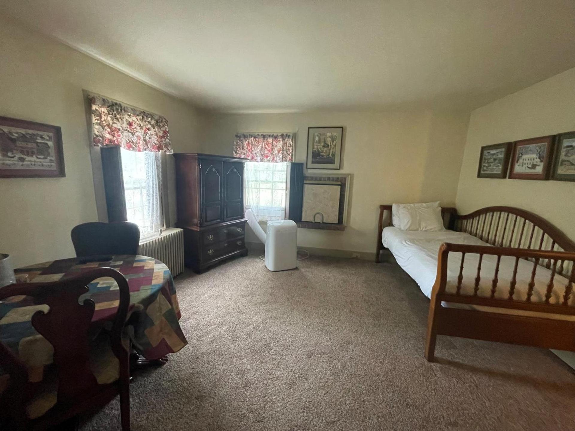 Arlington Inn & Spa photo 80