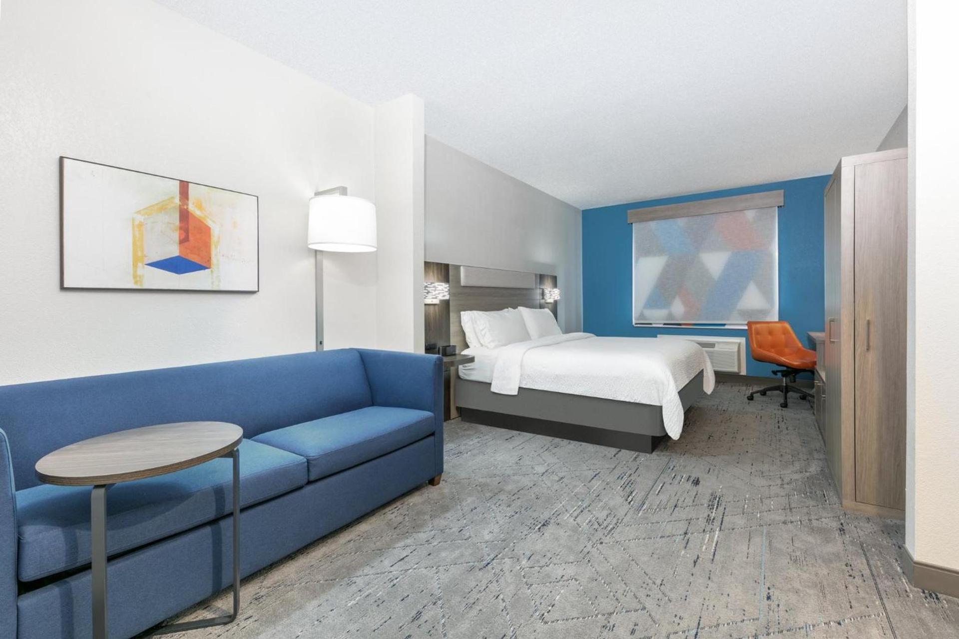 Holiday Inn Express Hotel & Suites Winnie by IHG photo 16