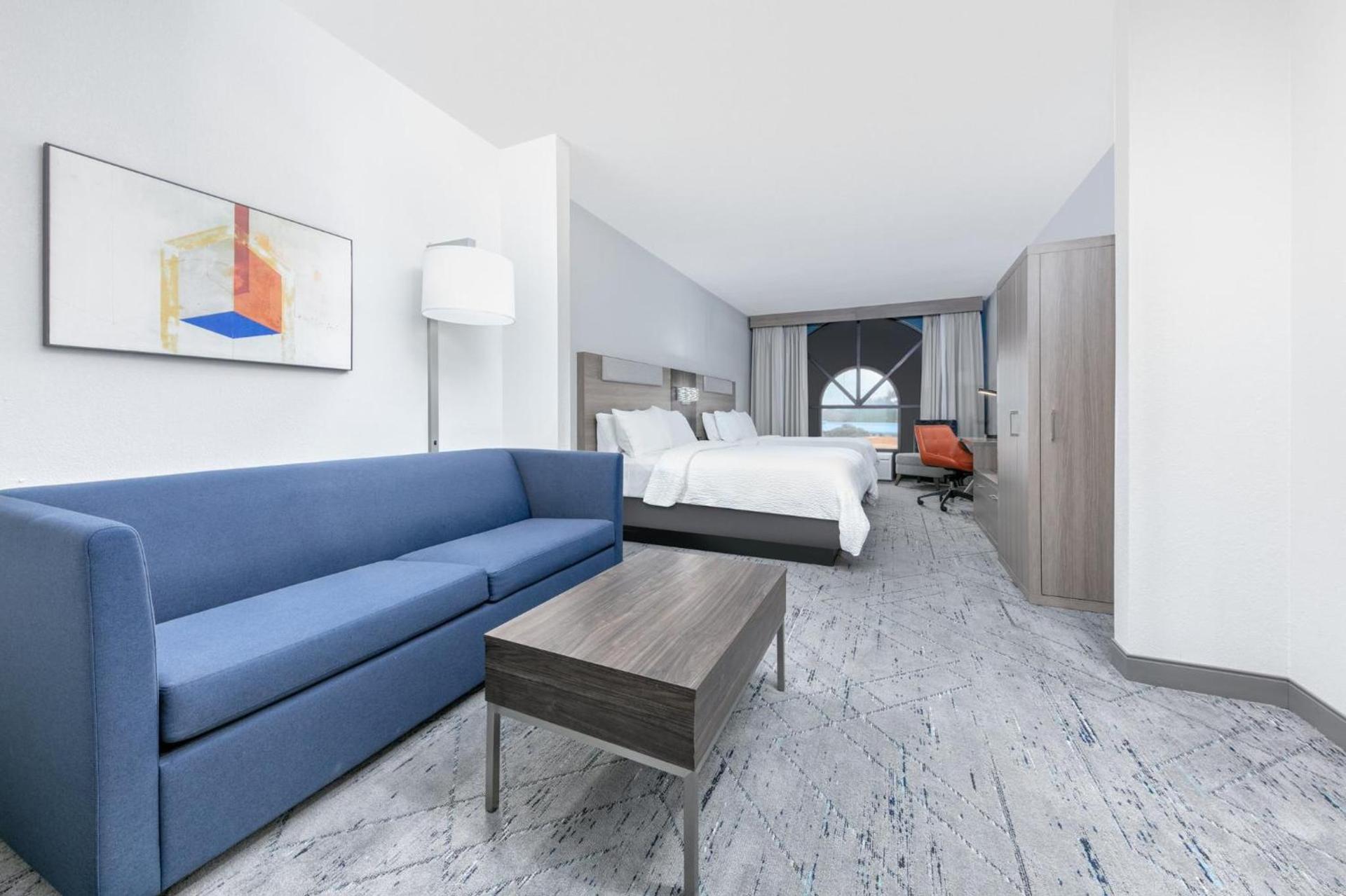 Holiday Inn Express Hotel & Suites Winnie by IHG photo 30