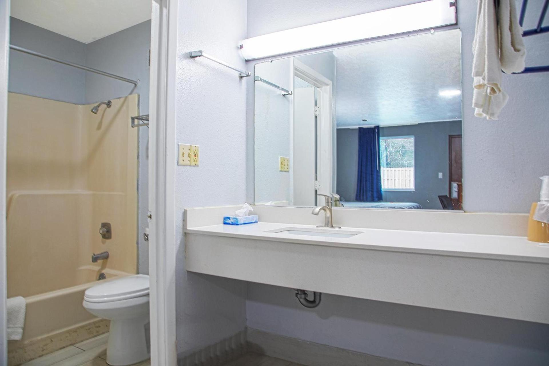 Masters Inn Augusta at Washington Road photo 29