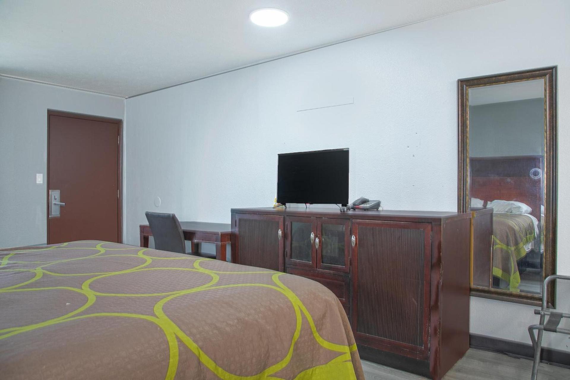 Masters Inn Augusta at Washington Road photo 33