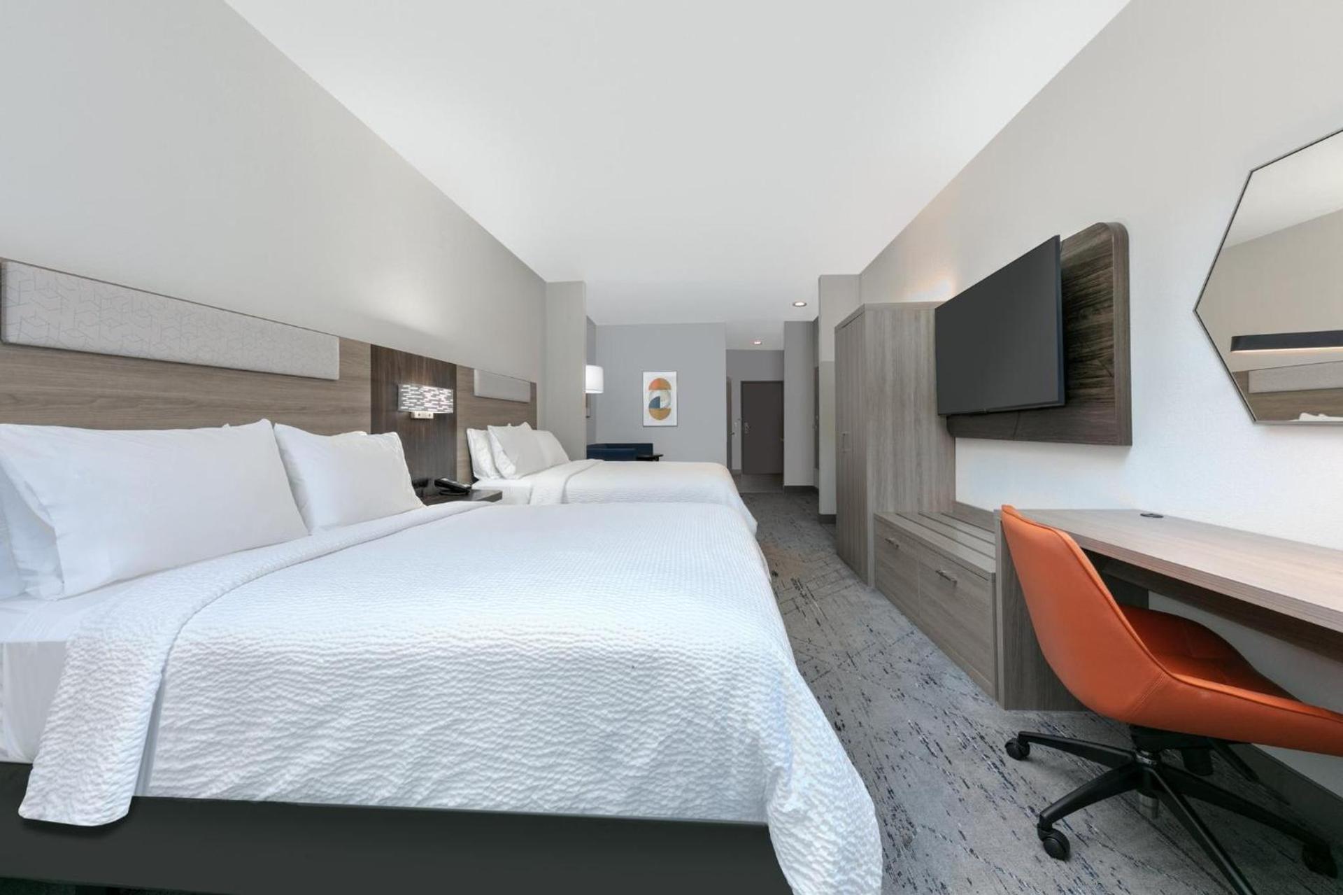 Holiday Inn Express Hotel & Suites Winnie by IHG photo 28