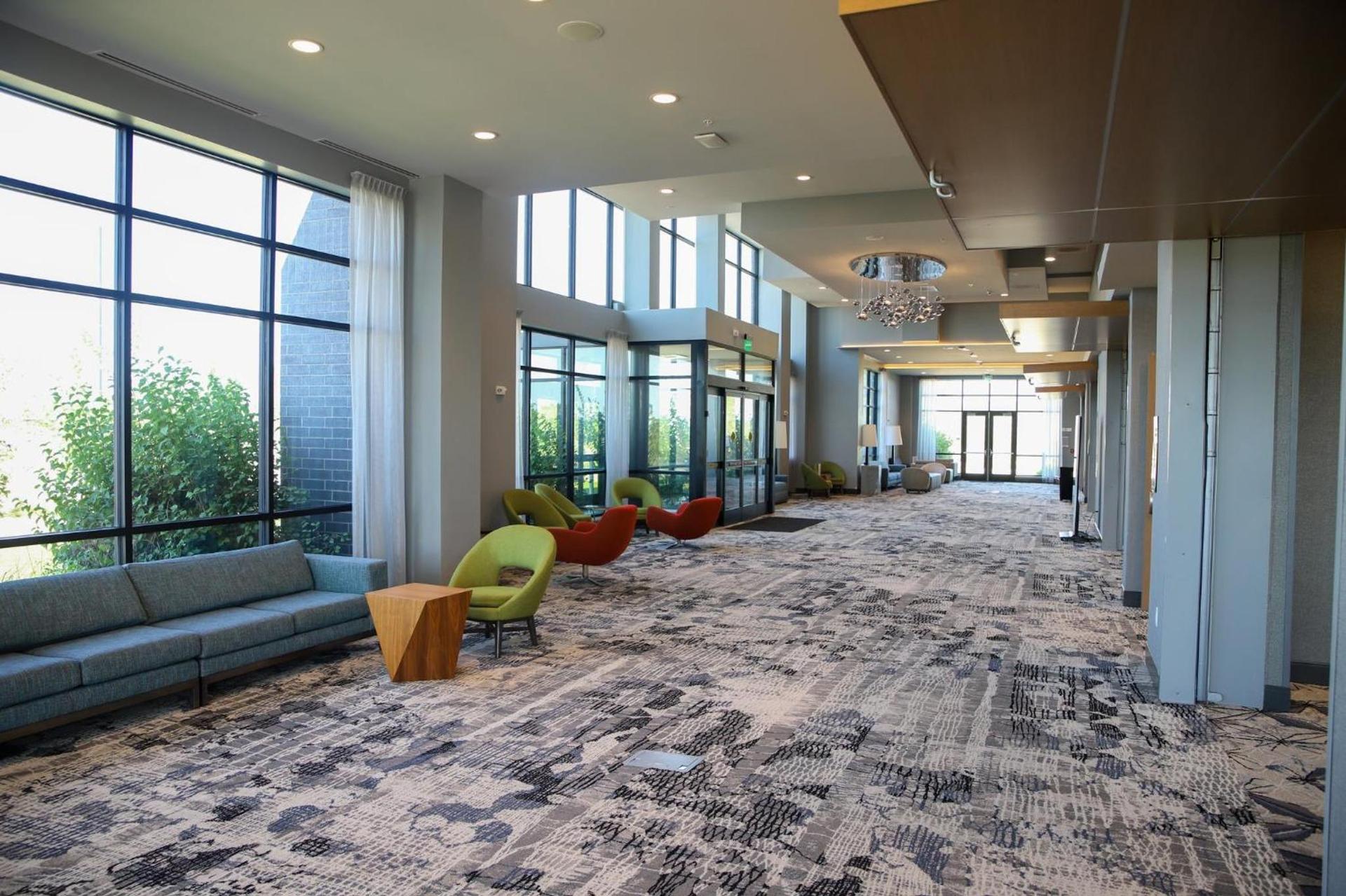 Holiday Inn & Suites Cedar Falls-Waterloo Event Ctr by IHG photo 60