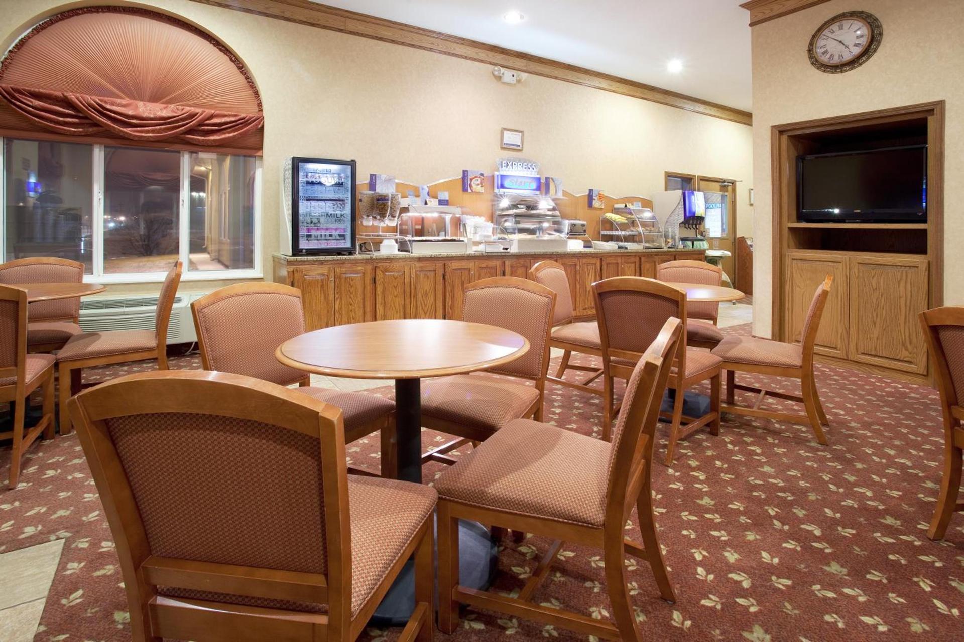 Quality Inn Alliance photo 51