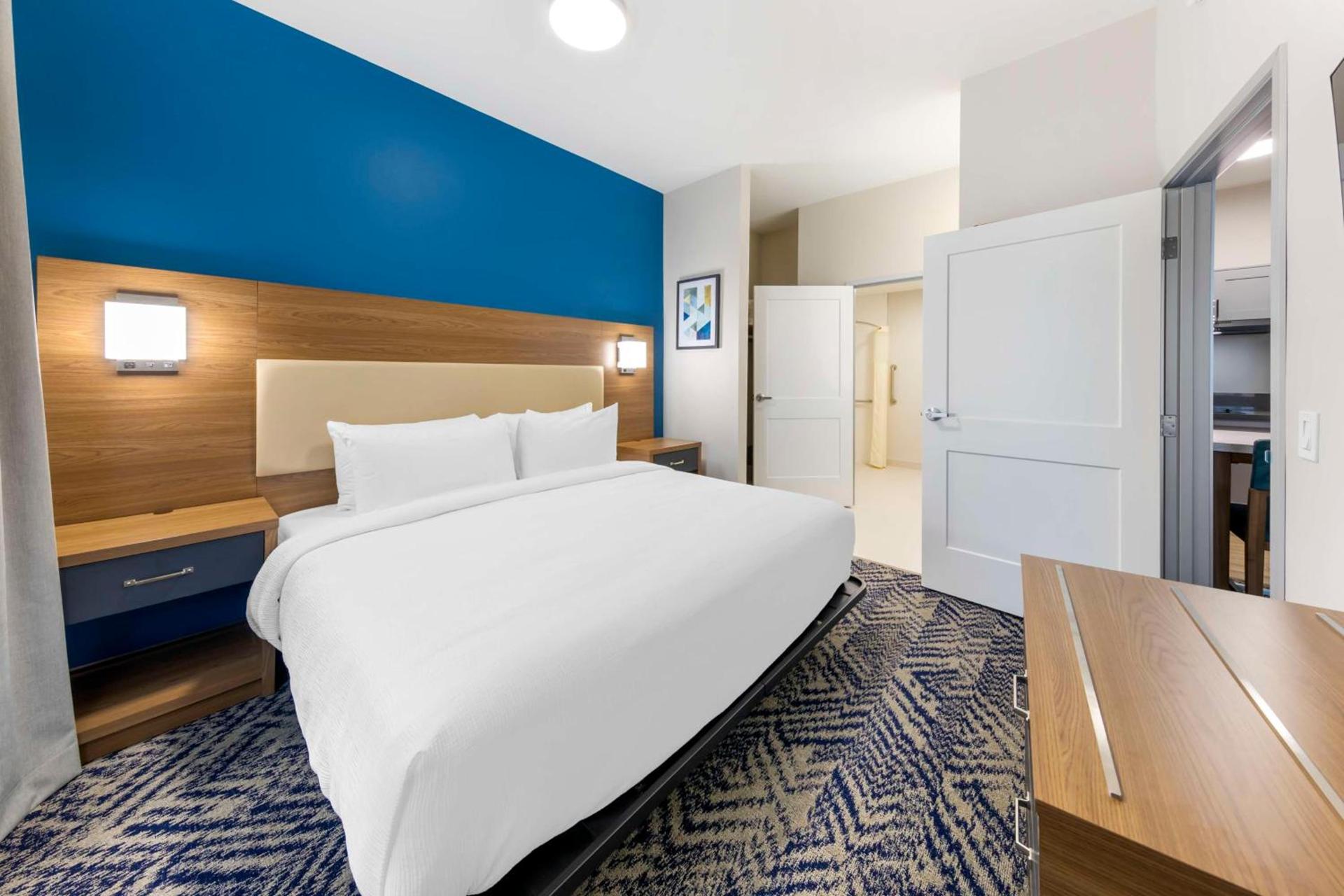 Executive Residency by Best Western Victorville photo 18