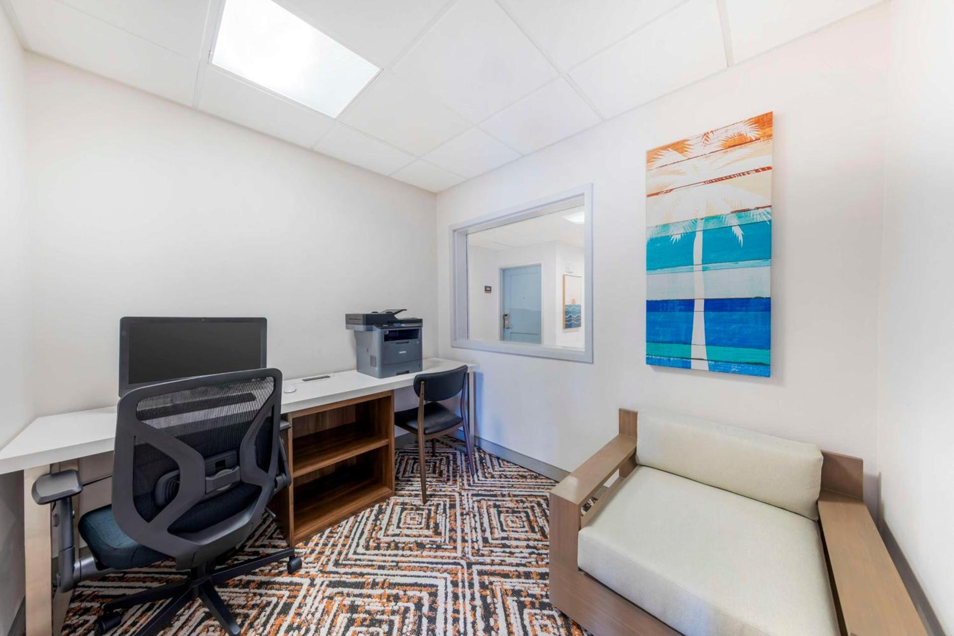 Executive Residency by Best Western Victorville photo 8