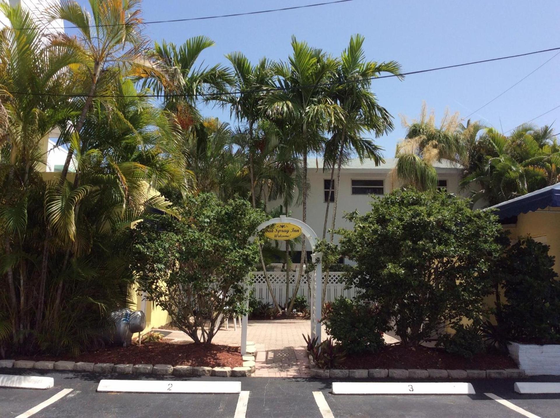 Sea Spray Inn photo 90