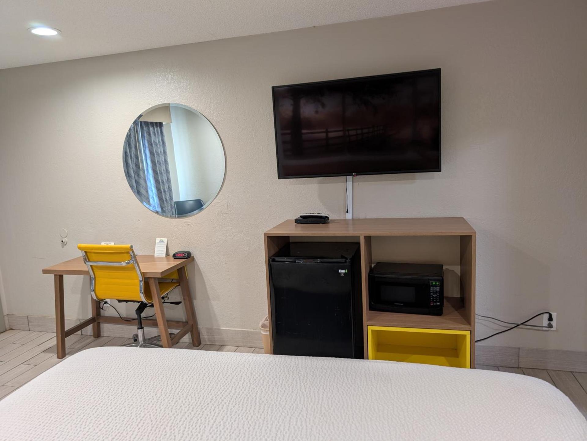 Days Inn by Wyndham Arcadia Louisiana photo 19