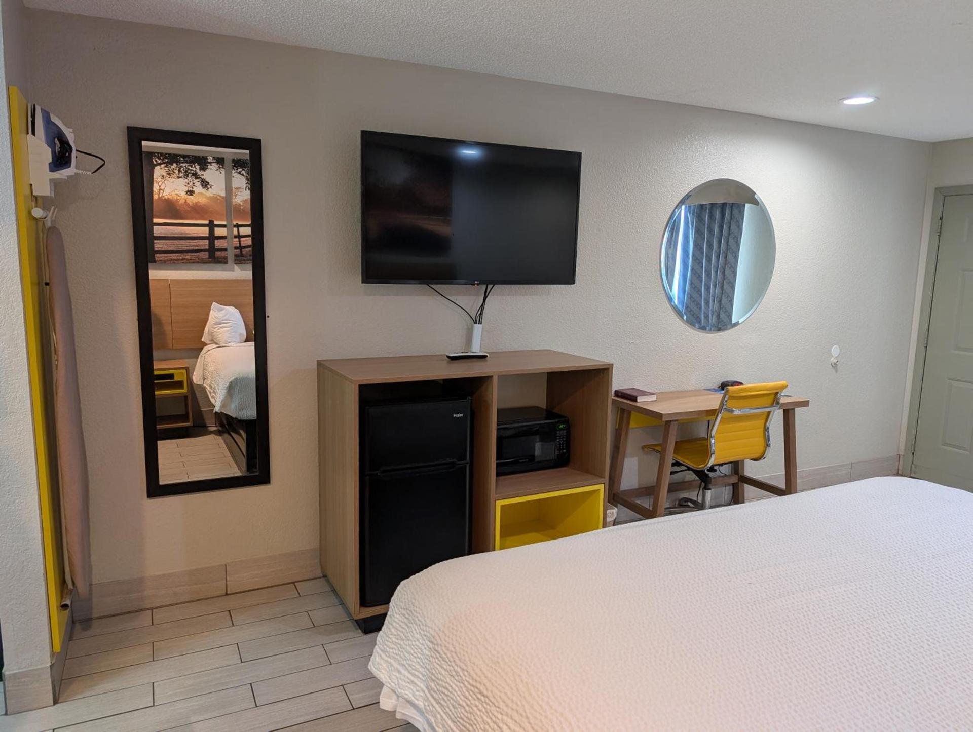 Days Inn by Wyndham Arcadia Louisiana photo 12