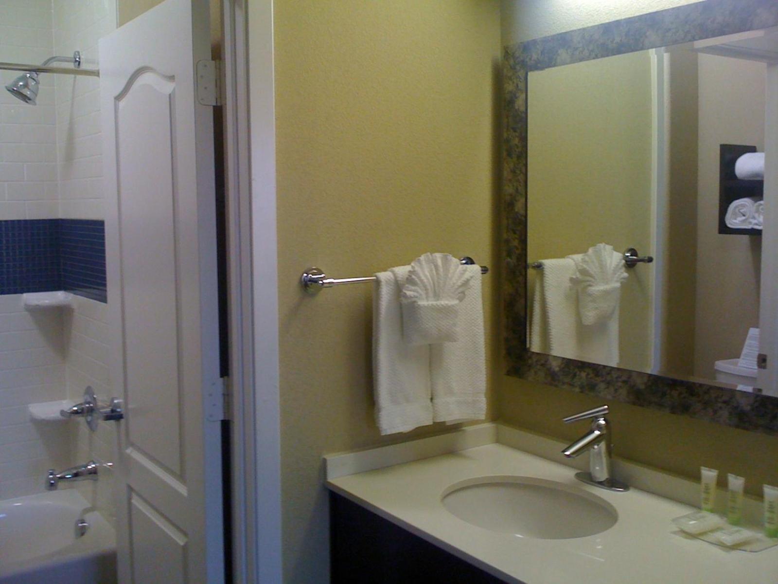 Staybridge Suites Houston Stafford - Sugar Land by IHG photo 13