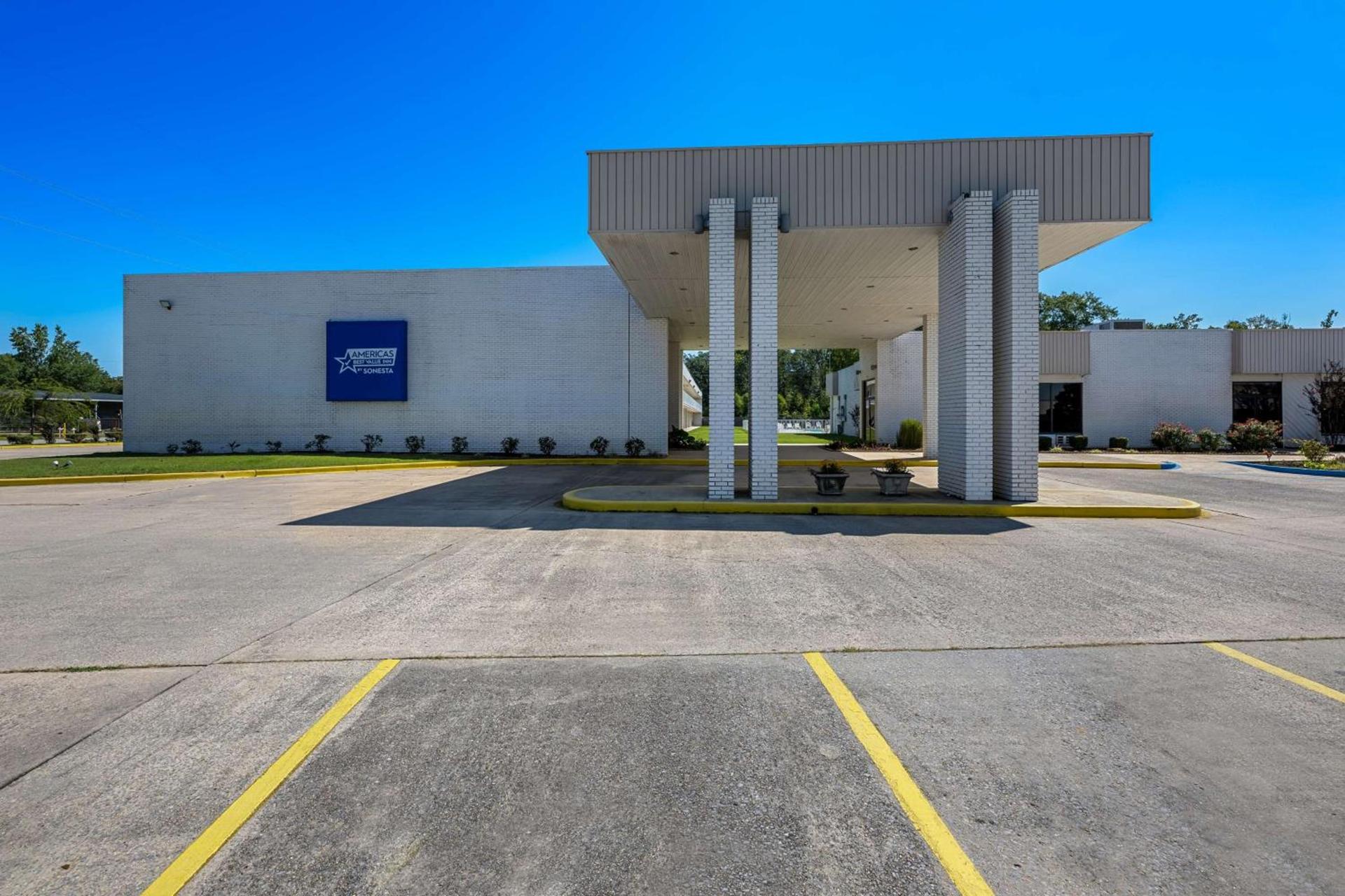 Americas Best Value Inn Hamilton photo 1