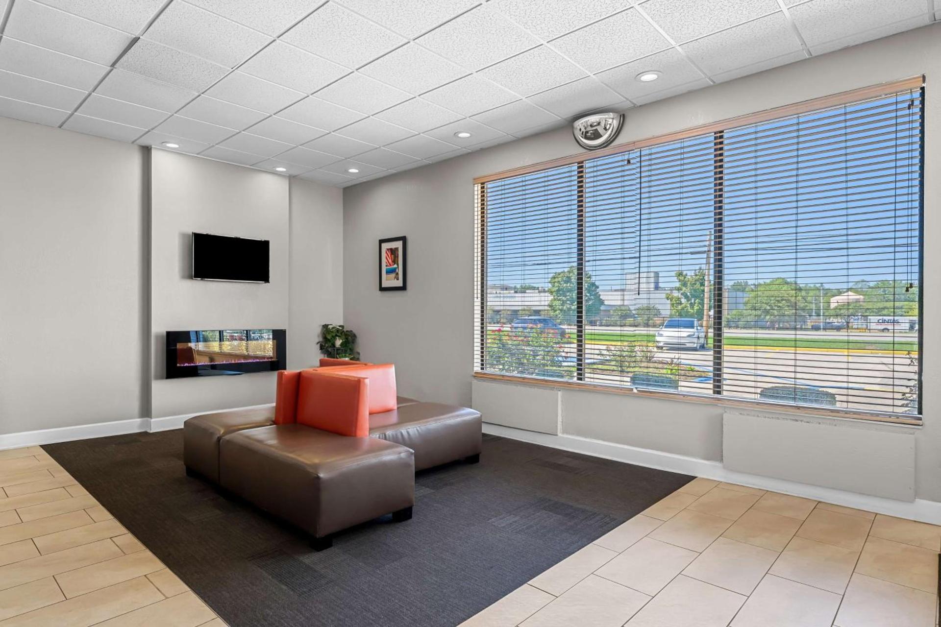 Americas Best Value Inn Hamilton photo 5