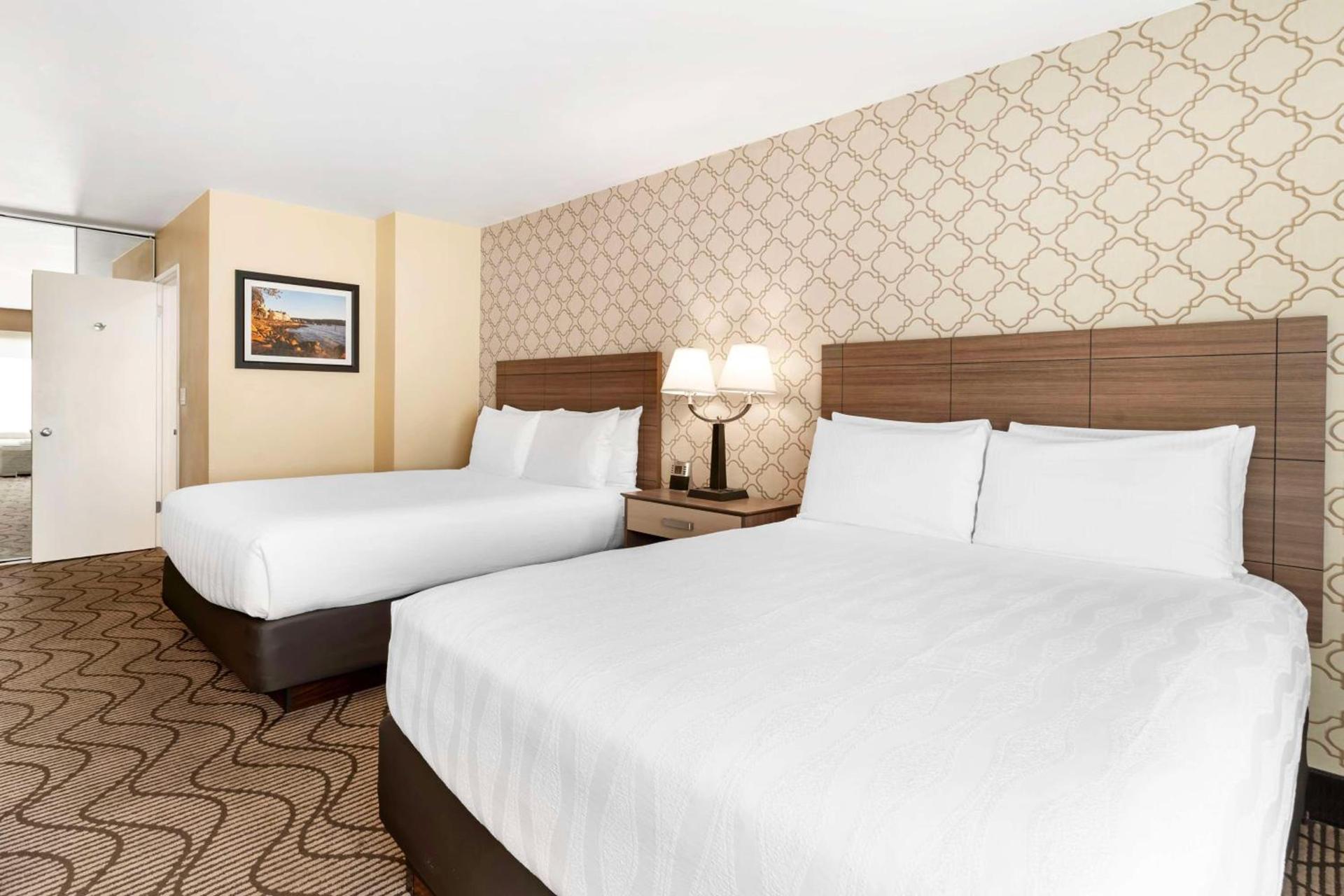 Best Western Plus Heritage Inn photo 10