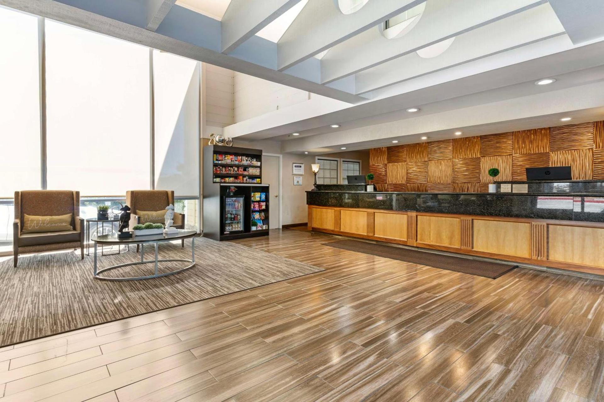 Best Western Plus Heritage Inn photo 6