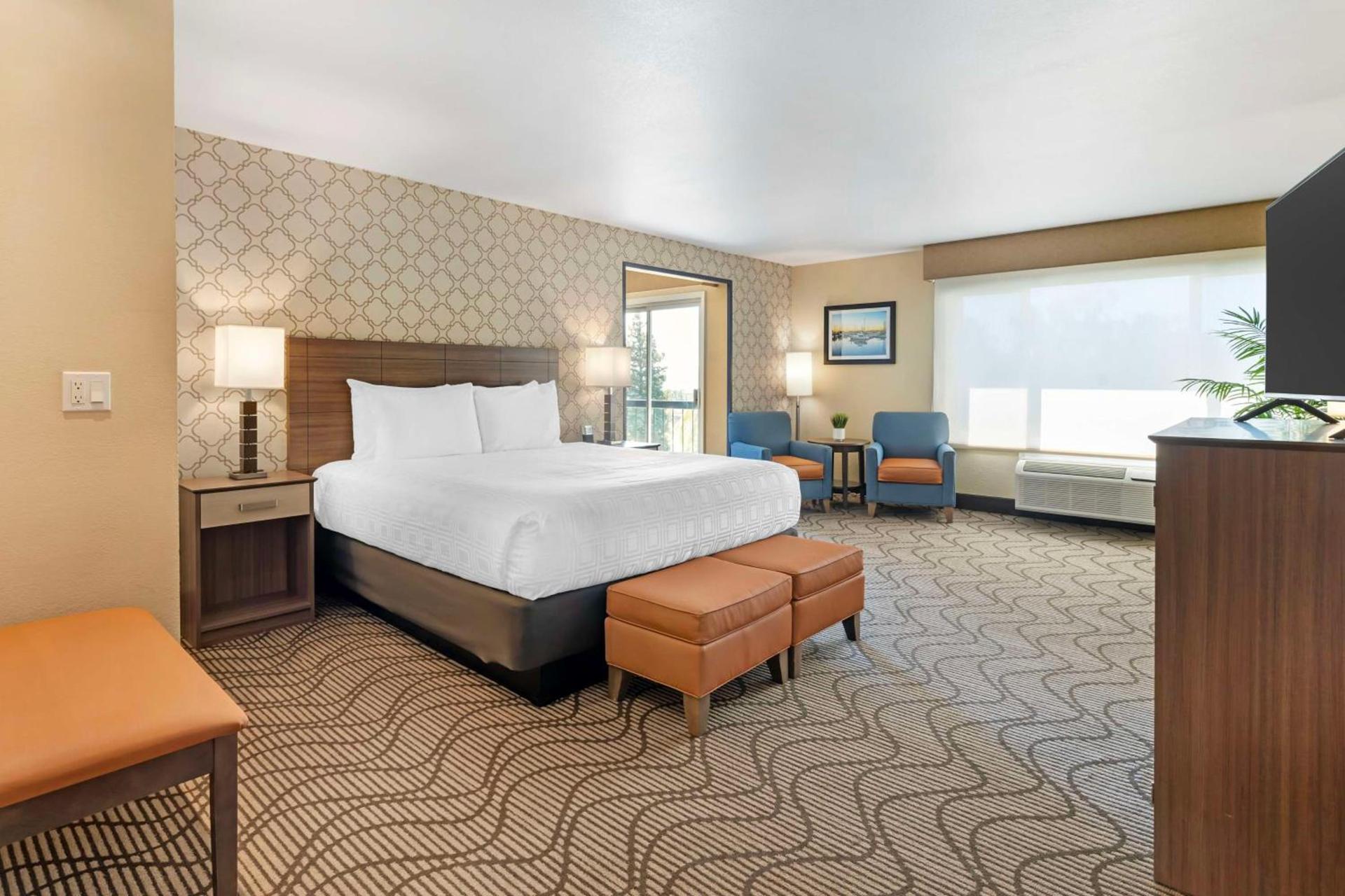 Best Western Plus Heritage Inn photo 18