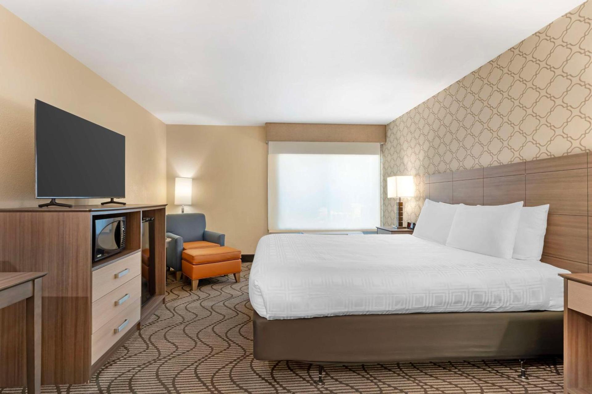 Best Western Plus Heritage Inn photo 26