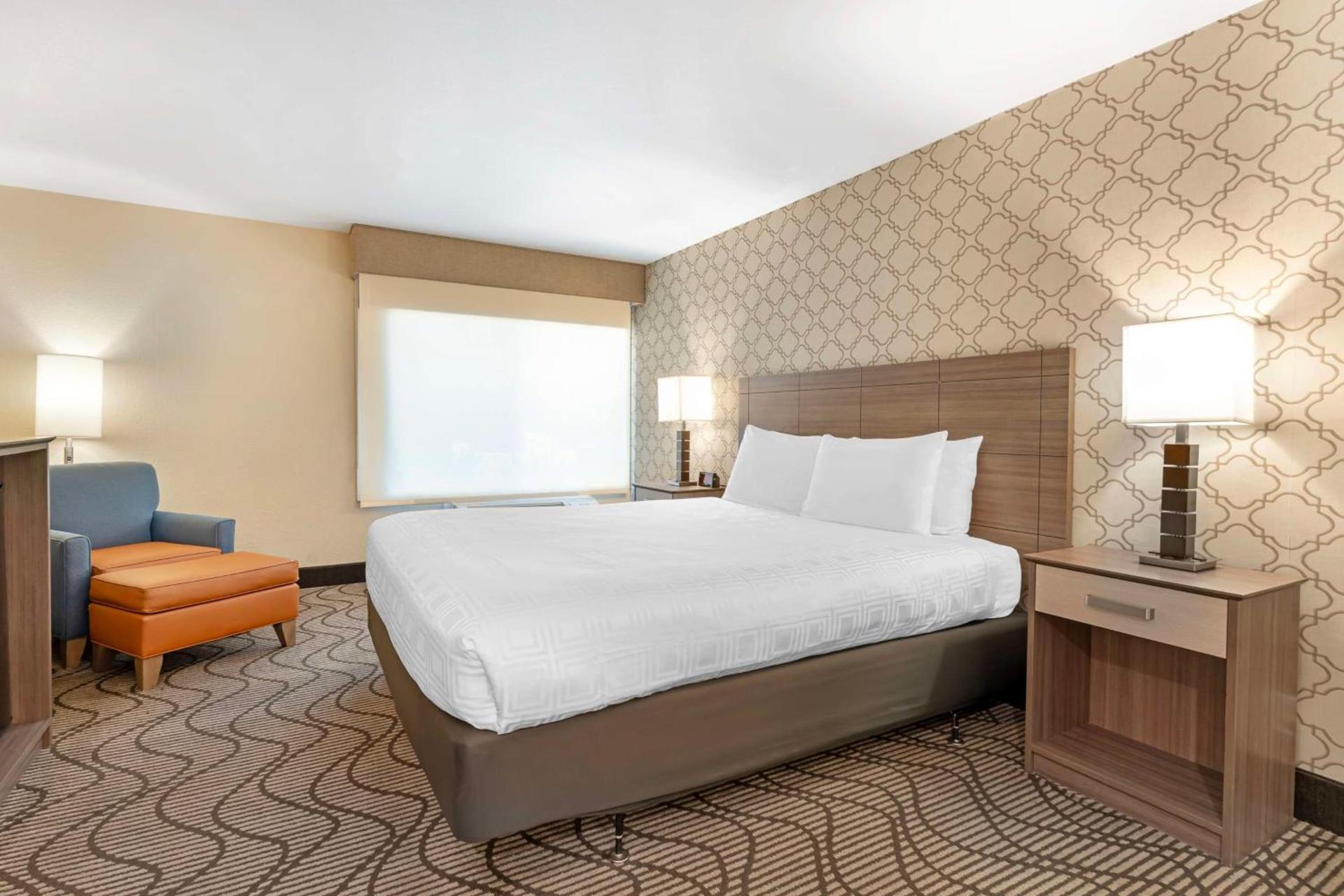 Best Western Plus Heritage Inn photo 29