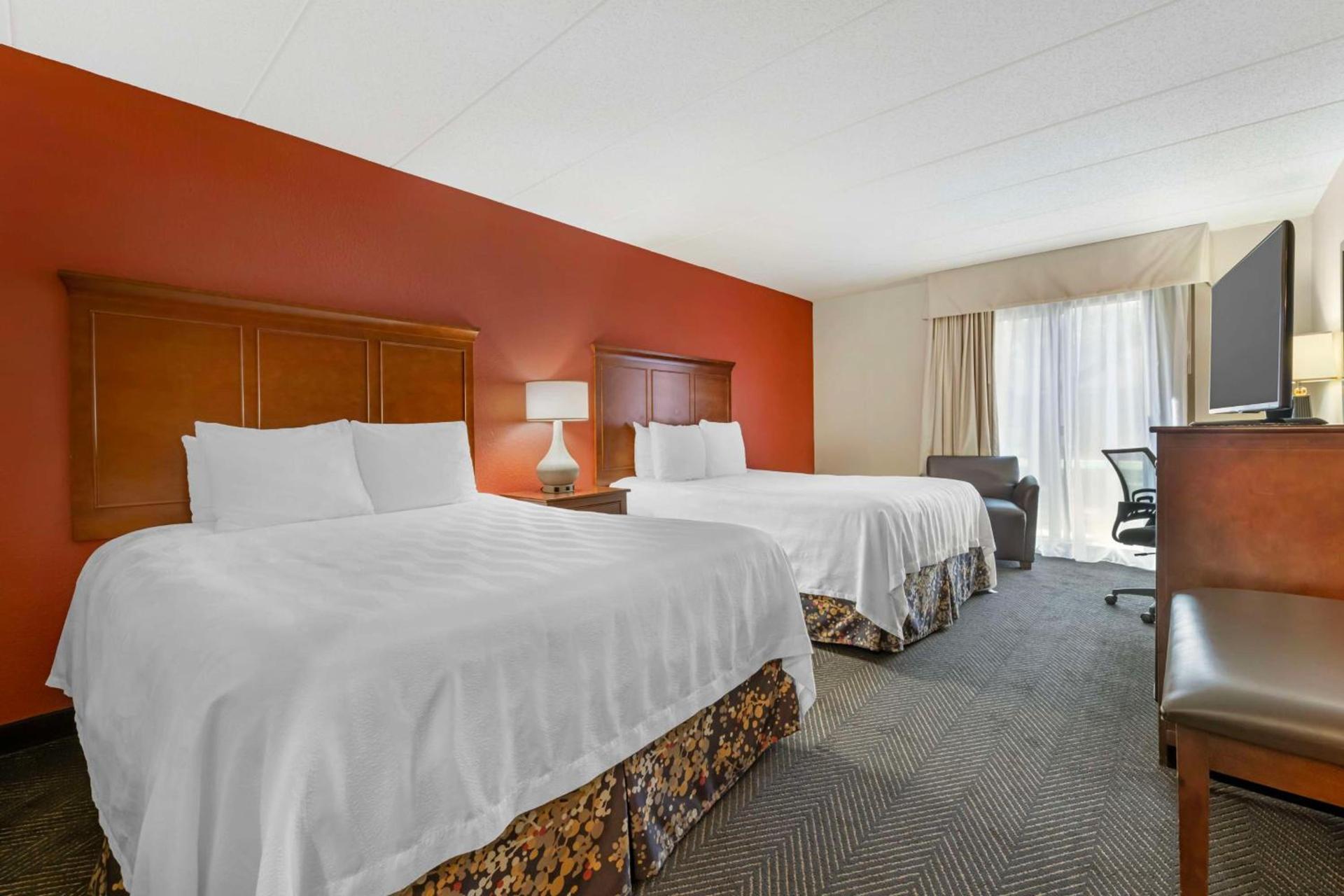 Best Western Plus St. Paul North/Shoreview photo 3