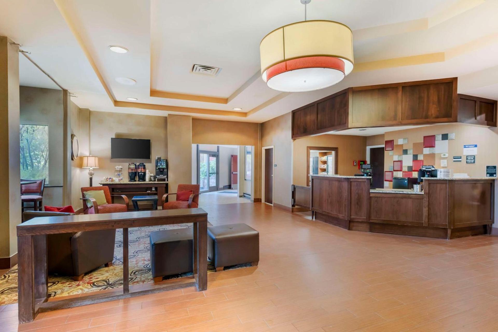 Best Western Plus St. Paul North/Shoreview photo 2
