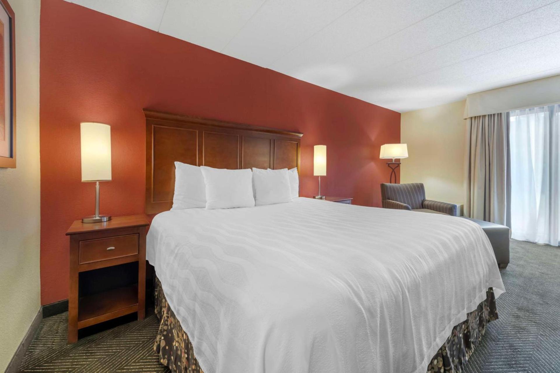 Best Western Plus St. Paul North/Shoreview photo 27