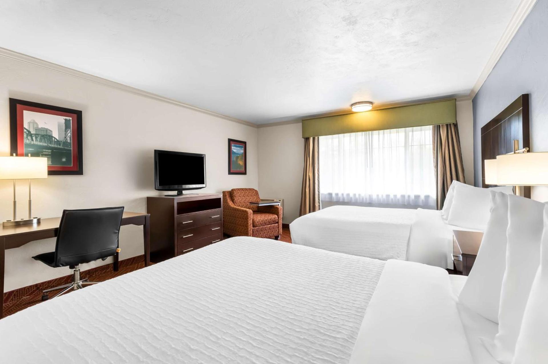 Best Western Plus Parkway Inn photo 25
