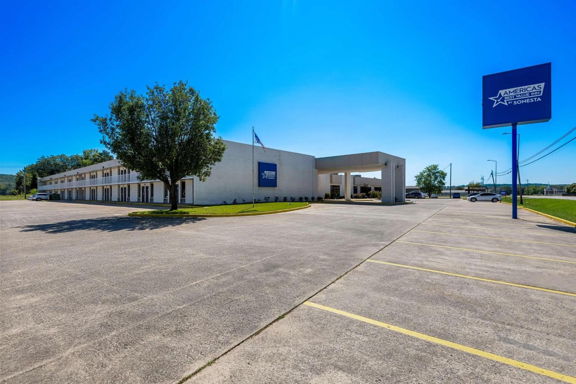 Americas Best Value Inn Hamilton photo 4