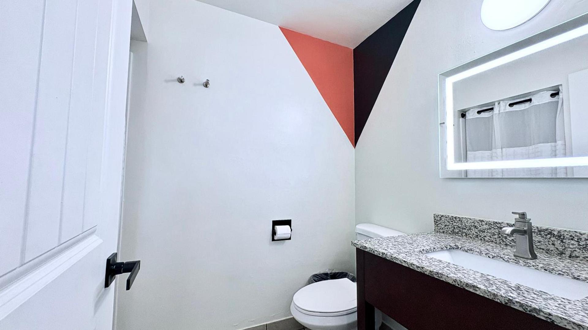 The City Center Motel photo 18