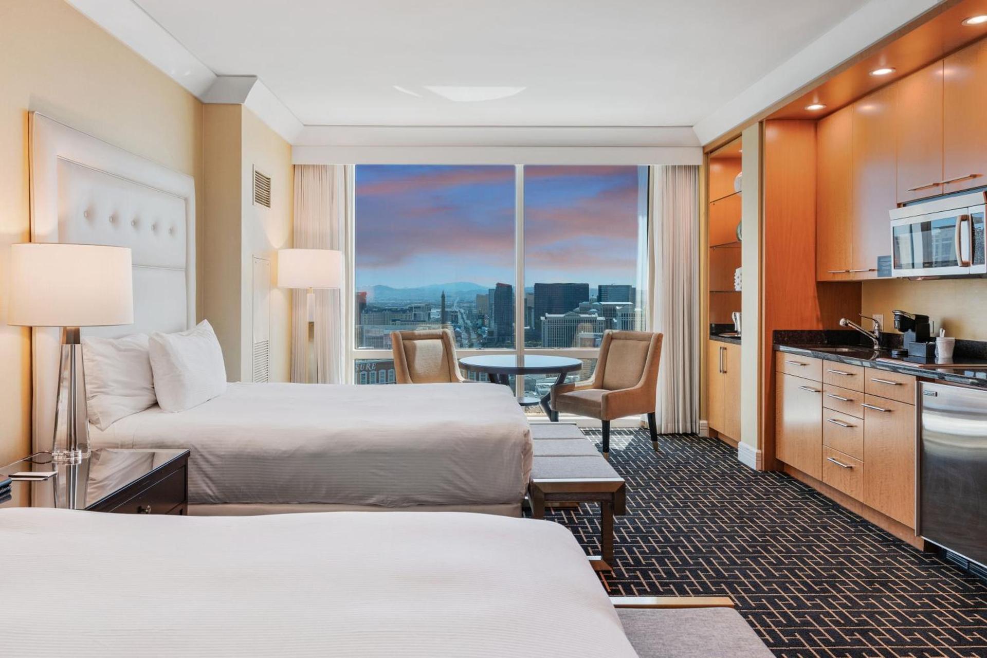 TRUMP 56th Floor - Sphere and Strip View - No Resort Fees photo 40