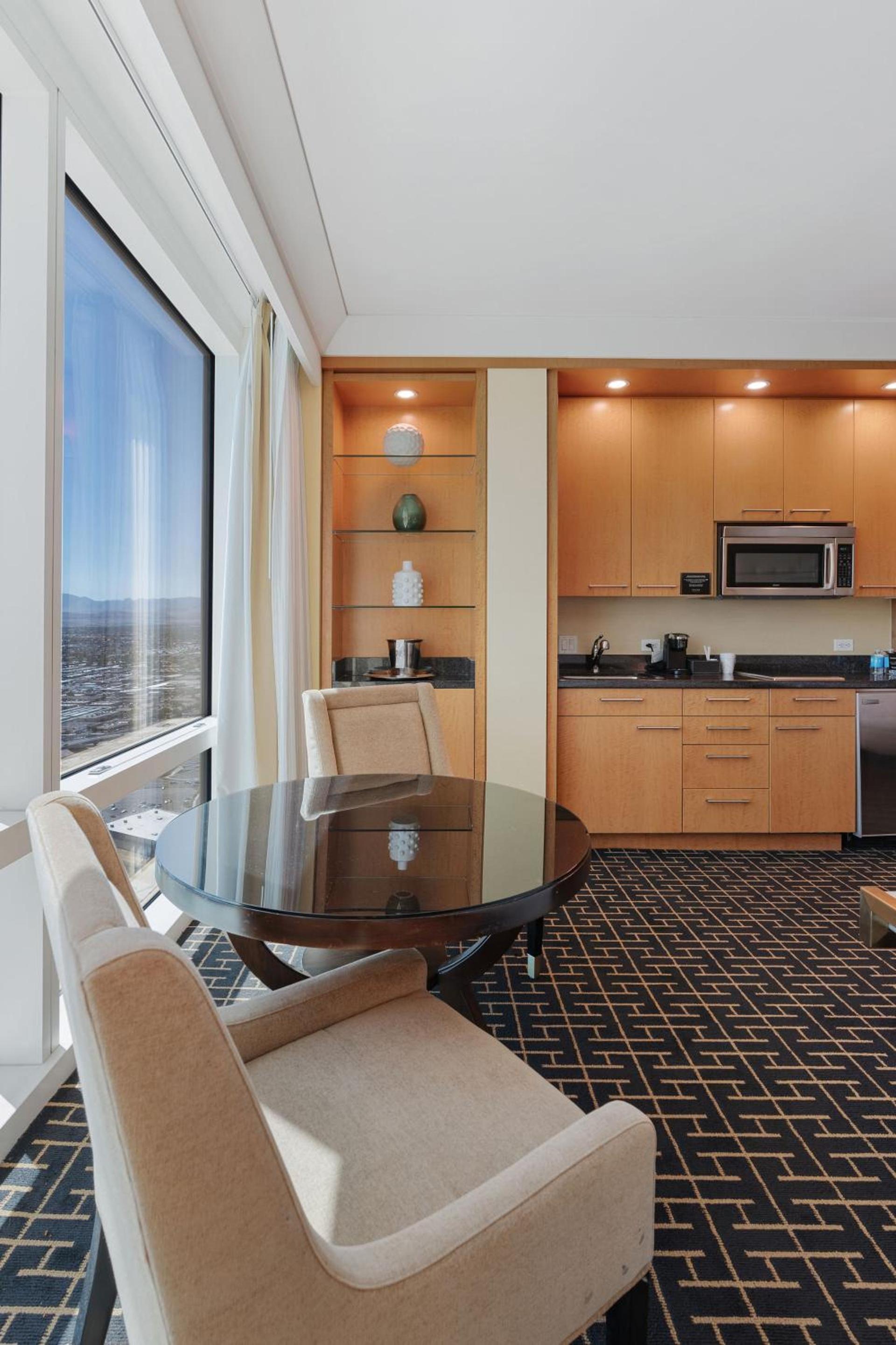 TRUMP 56th Floor - Sphere and Strip View - No Resort Fees photo 29