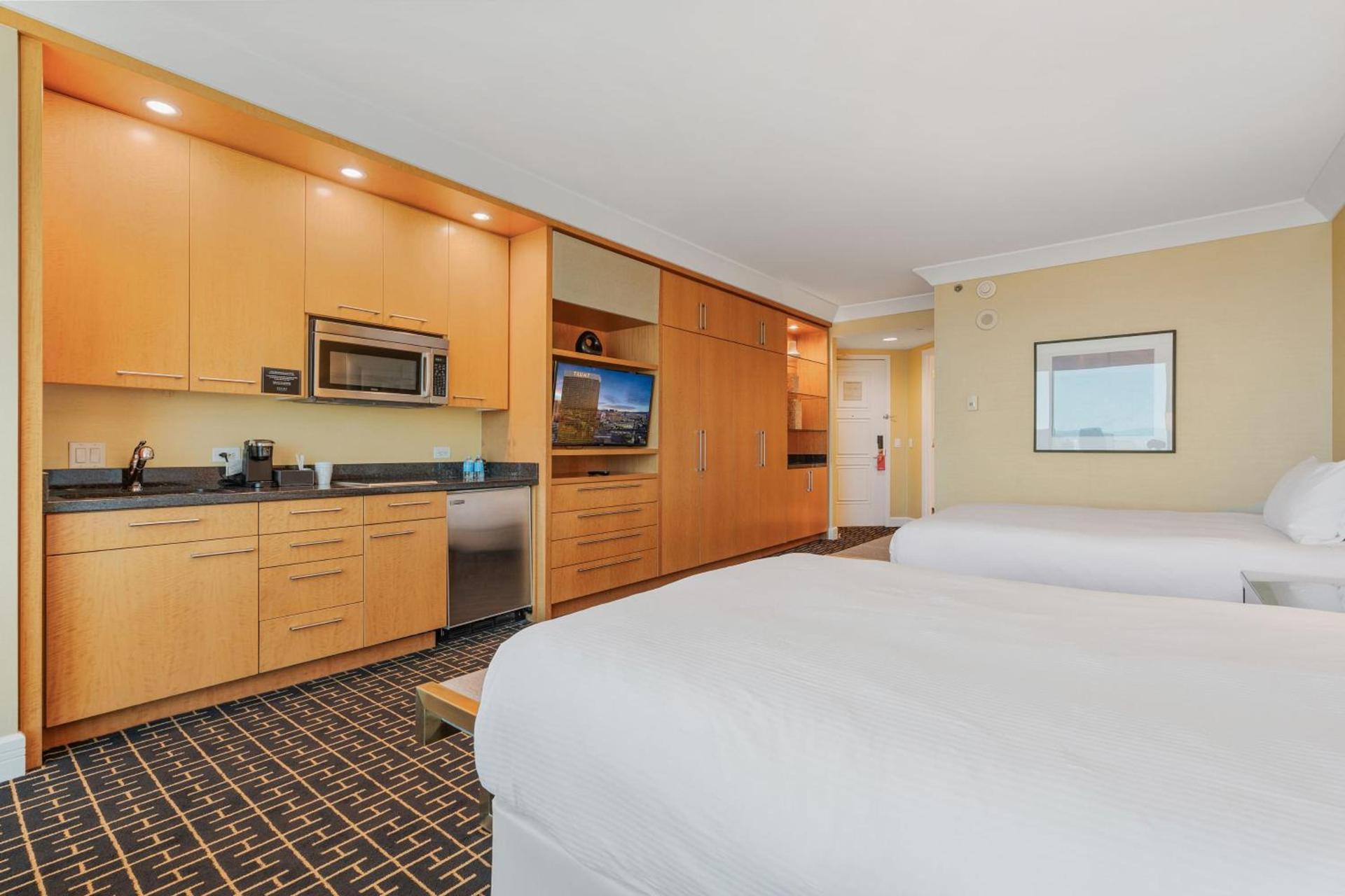 TRUMP 56th Floor - Sphere and Strip View - No Resort Fees photo 33