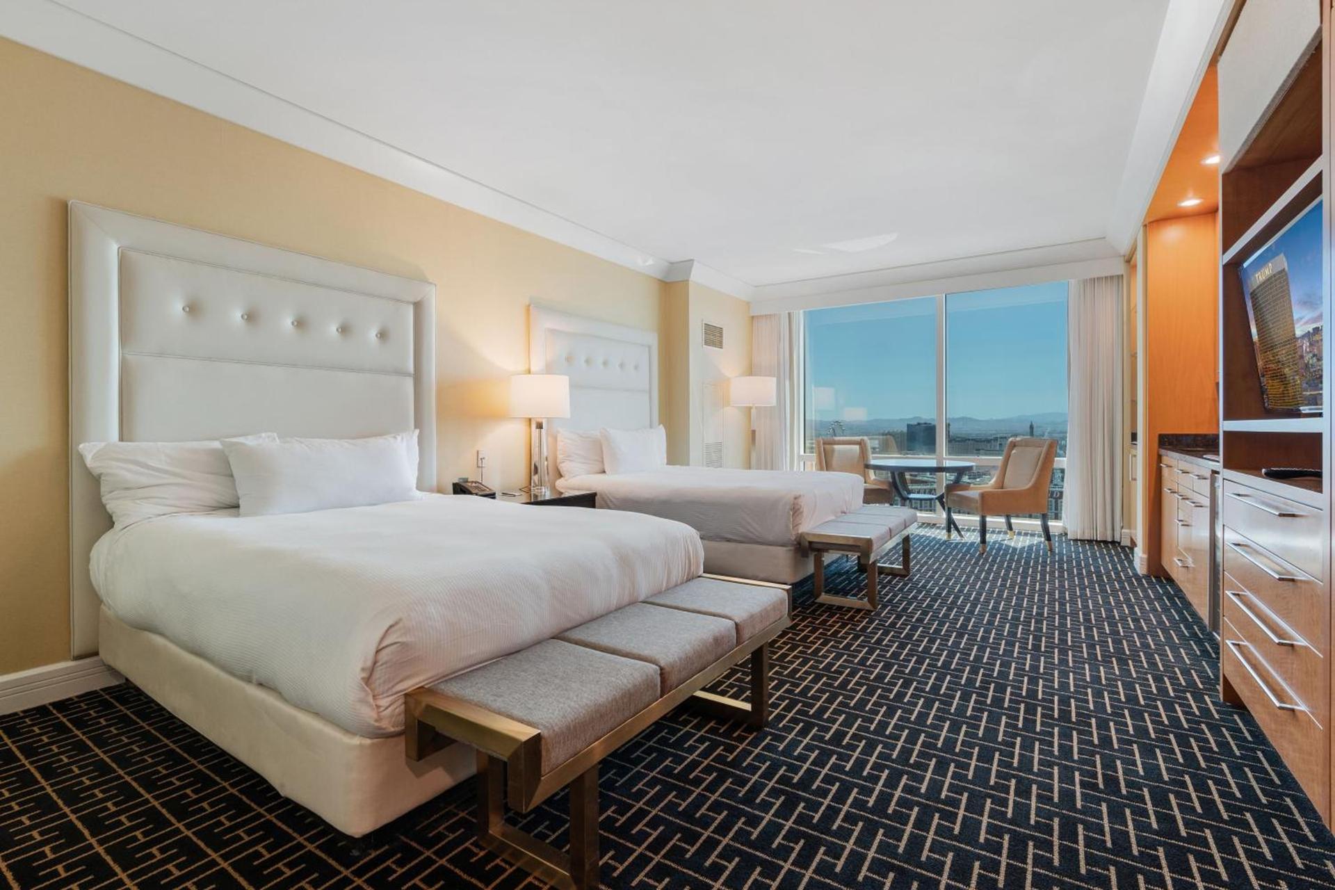 TRUMP 56th Floor - Sphere and Strip View - No Resort Fees photo 24