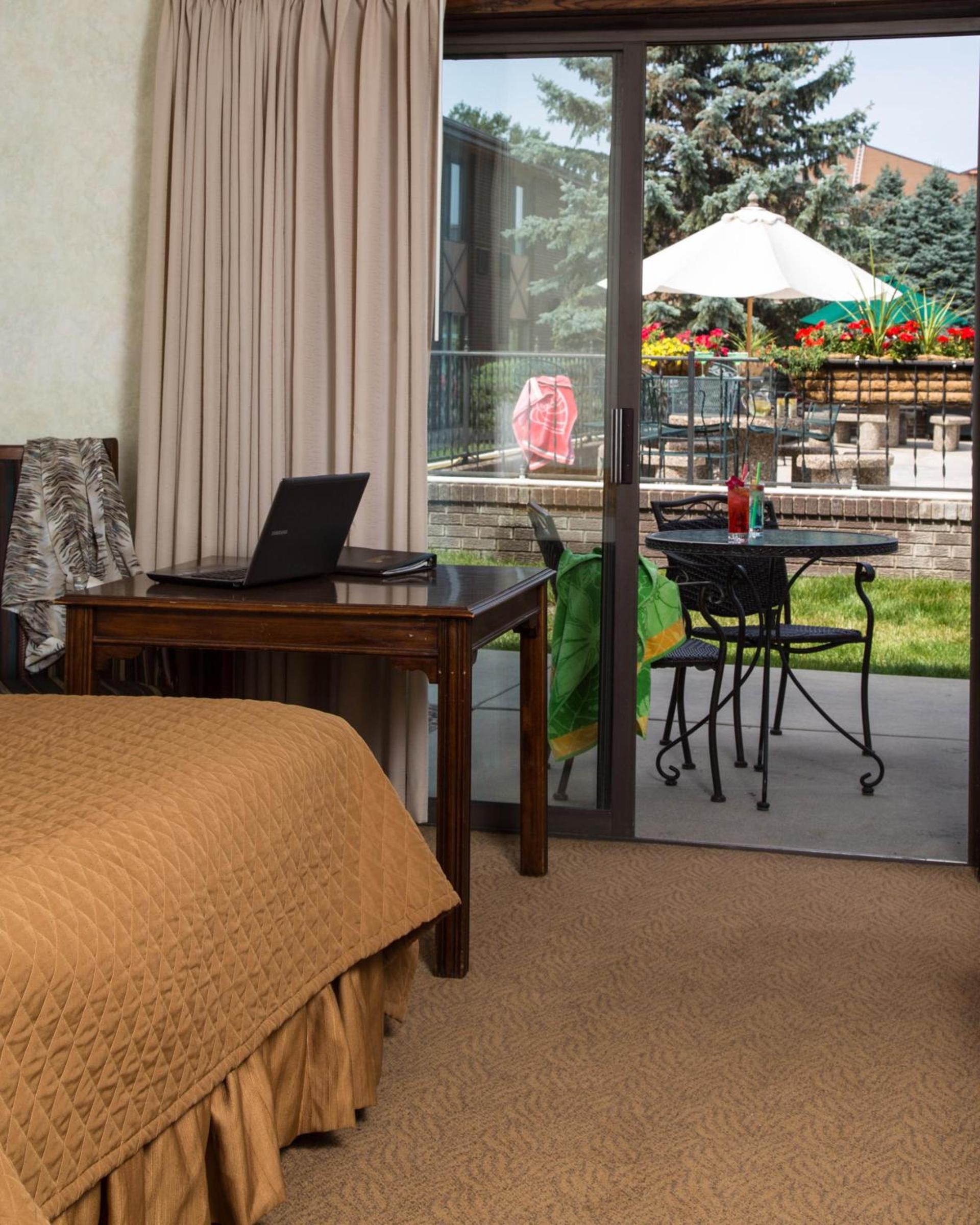 The Foothills Inn photo 14