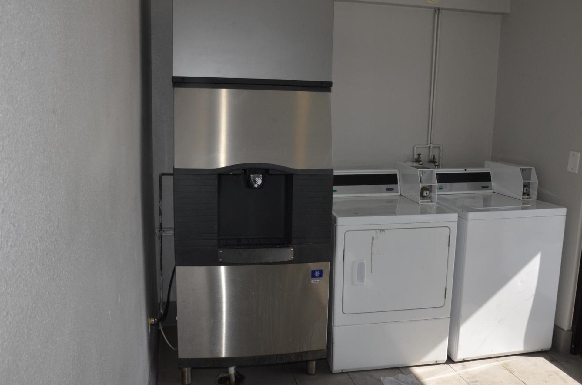 Baymont Suites photo 27