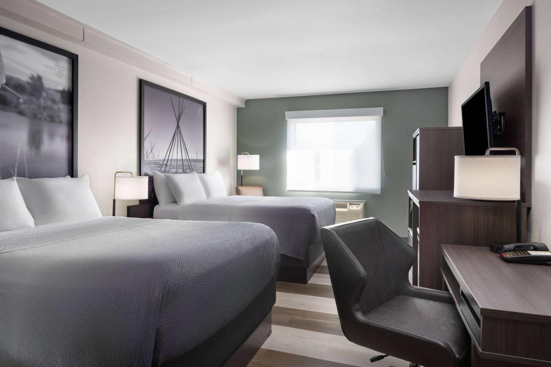 Super 8 by Wyndham Columbus photo 15